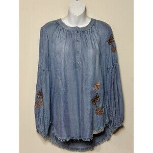 Standard Grace Blue/White Striped Top With Embroidered Butterflies Size S EUC!!!
